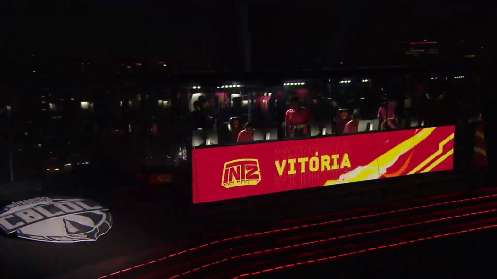 Momento da vitória da INTZ em seu stage