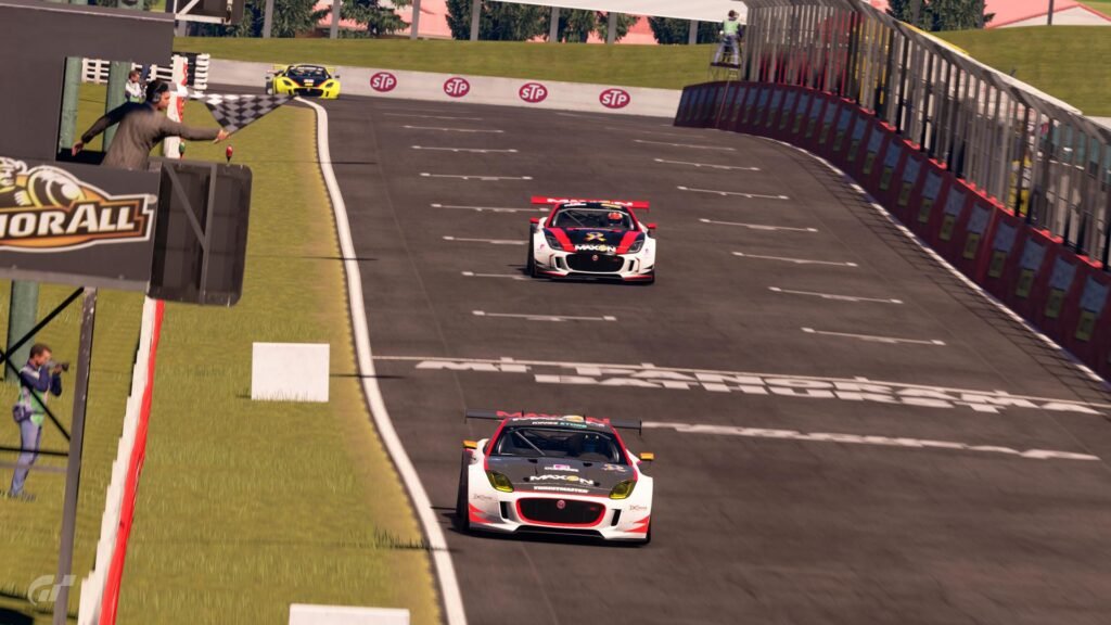 A ApexGT estreia a Apex Racing League na categoria Gran Turismo Sport. Mount Panorama, pela primeira vez o circuito australiano foi selecionado.