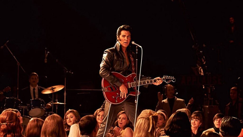 Filme que conta a história de Elvis Presley narra a vida do Rei do Rock sob a perspectiva de Tom Parker, brilhantemente interpretado por Tom Hanks! Confira!