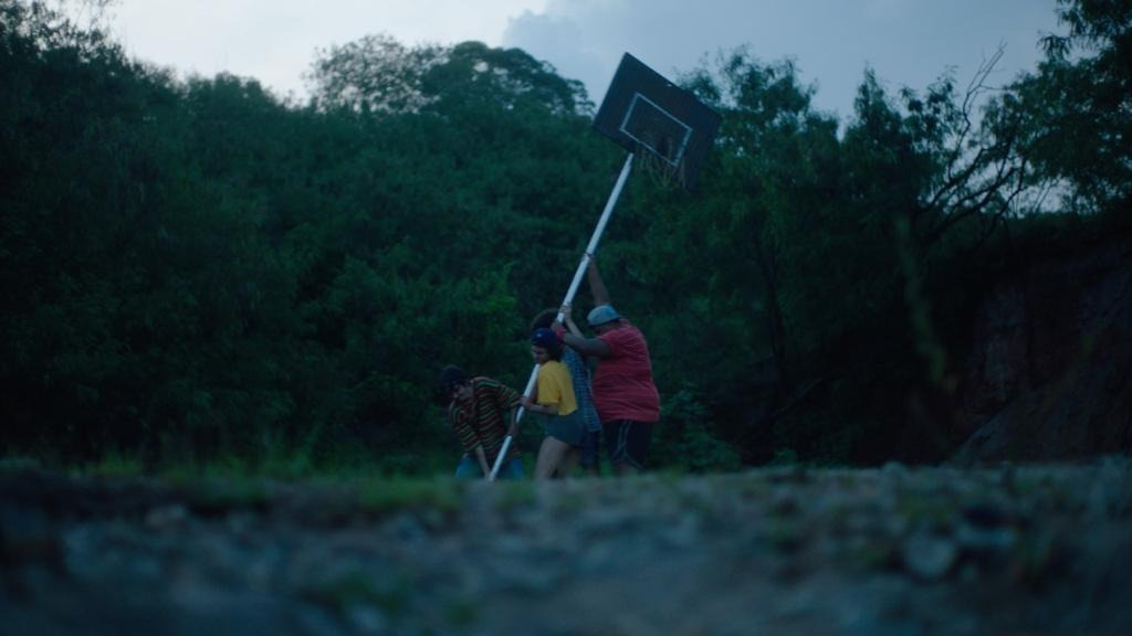 "Salve, Guys" conta a história de um jovem do interior de Pernambuco.