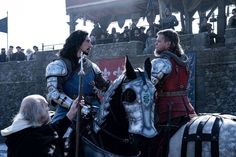 O Último Duelo de Ridley Scott mostra a batalha entre Jacques Le Gris e Jean de Carrouges, mas o destaque é de Marguerite e da perspectiva feminina.
