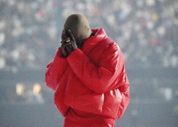 Kanye West e o Lançamento do conturbado álbum Donda