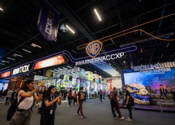 A CCXP23 está comemorando sua primeira década de existência e já mostrou ao que veio em seu primeiro dia na Spoiler Night. Confira tudo que achamos!