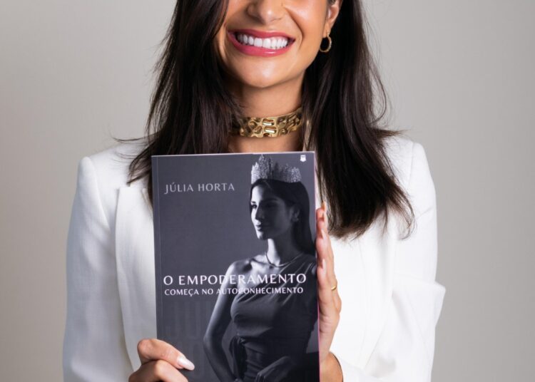 Júlia Horta lança livro ajudando mulheres a serem protagonistas