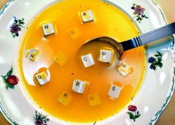 A OpenAI e o Banquete de Dados: Quem Paga a Conta?