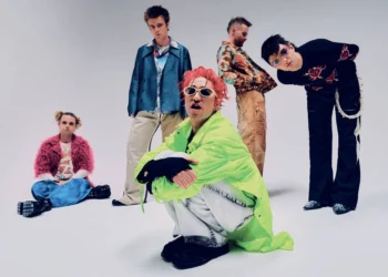 Fontaines D.C e o aclamado Romance, um novo som para velhos dilemas