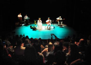 Prepare-se para uma noite de pura magia musical! O Duo Rosa Amarela apresenta o show "Odara" no Teatro Vannucci, celebrando a ancestralidade e a brasilidade em um espetáculo emocionante.