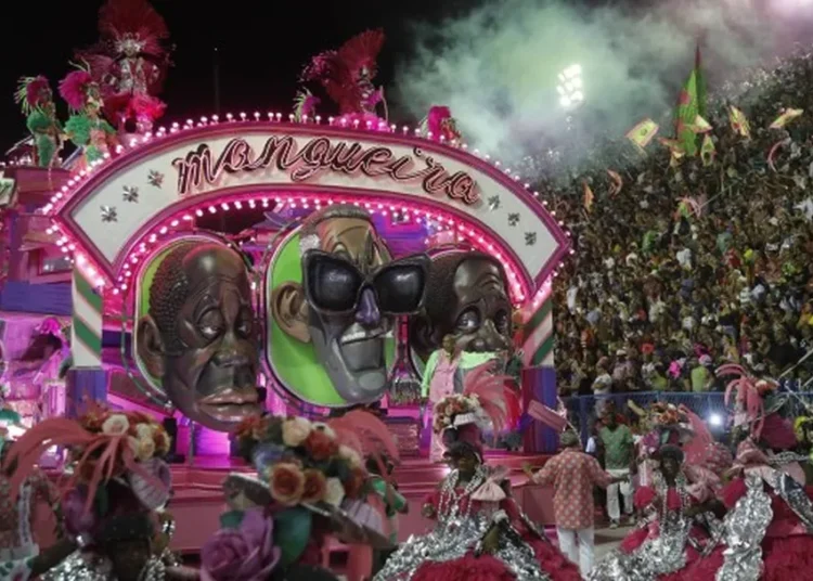 Carnaval 2025 | Mangueira conta como a chegada dos Bantu mudou a história do Rio de Janeiro