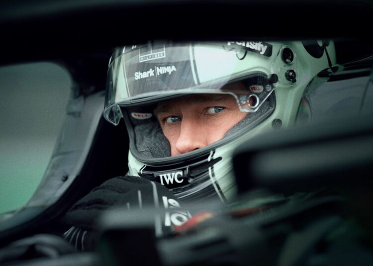 “F1 – O Filme” é eletrizante recorte dos dramáticos bastidores do esporte