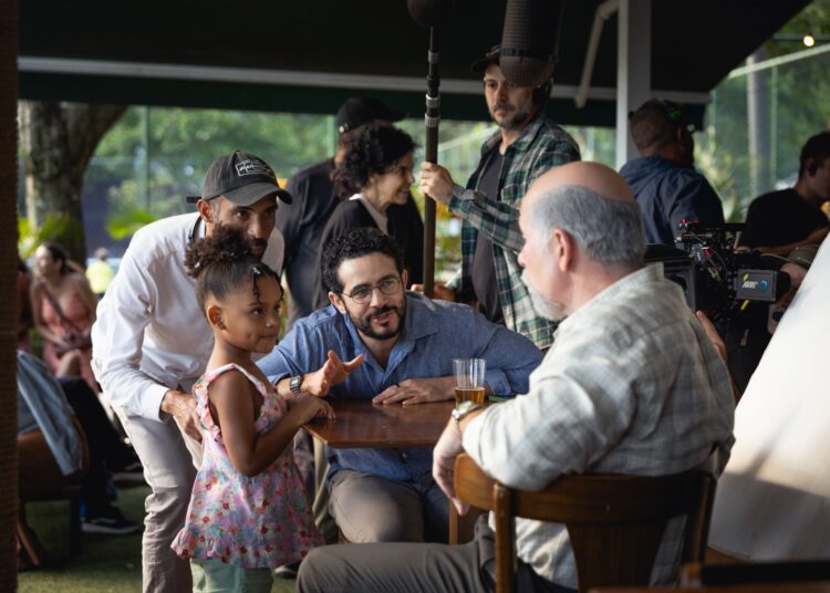 Leandro Hassum encara papel dramático em “Crisálida”, novo filme dirigido por Sílvio Guindane