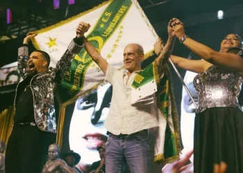 Carnaval 2026 | Irreverente, Ney Matogrosso é o homenageado da Imperatriz