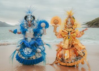 Carnaval 2026 | Defendendo o título, Beija-Flor canta “Bembé”, o maior candomblé de rua do mundo