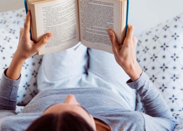 YouGov reforça debate sobre leitura no Brasil no Dia do Livro Infantil