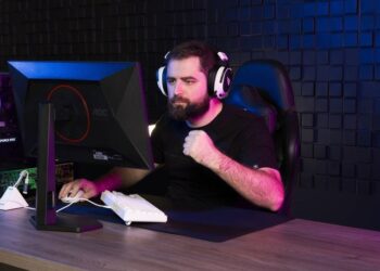 FalleN e AGON by AOC: O Professor agora é embaixador da marca